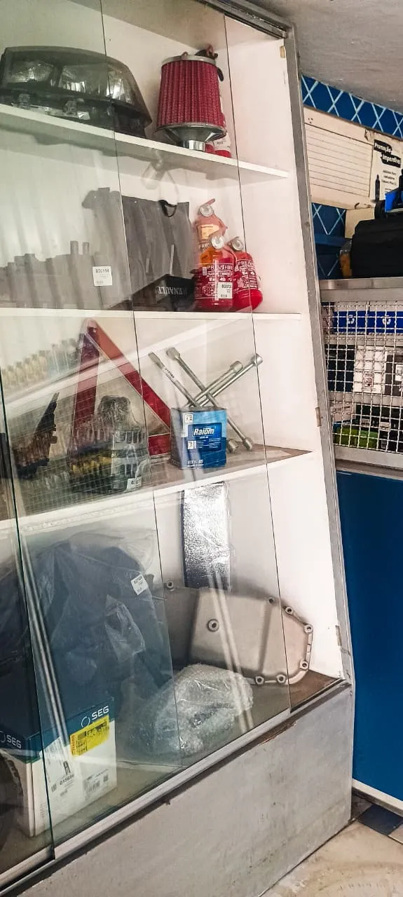 Vitrine de peças especializadas