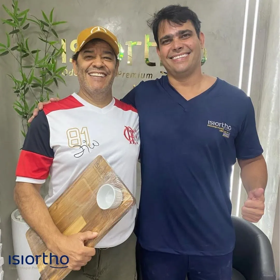 Paciente satisfeito com o Dr. Victor Frias