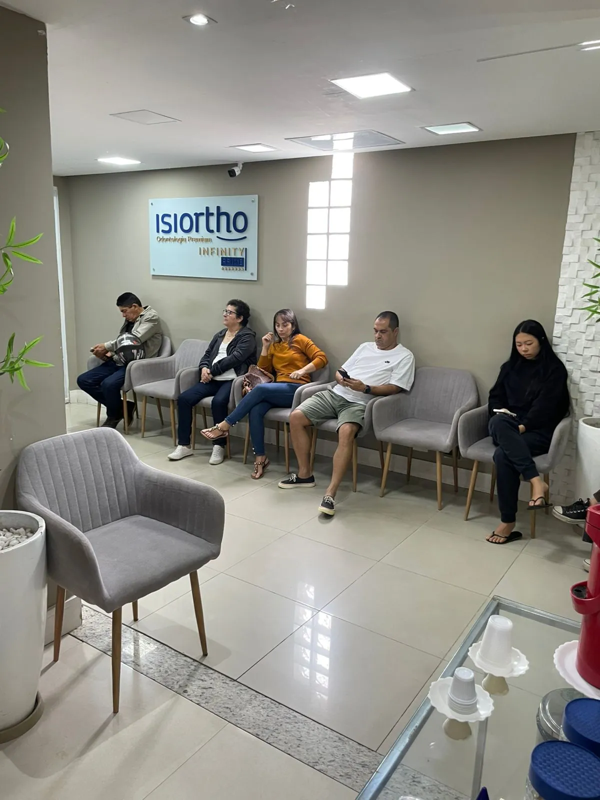 Recepção da Clínica Isiortho em Itaguaí